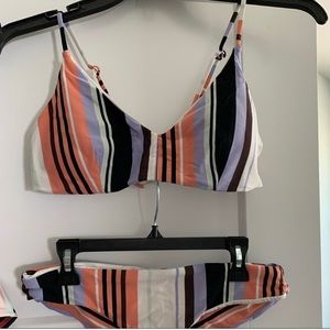 Volcom bathing suite M